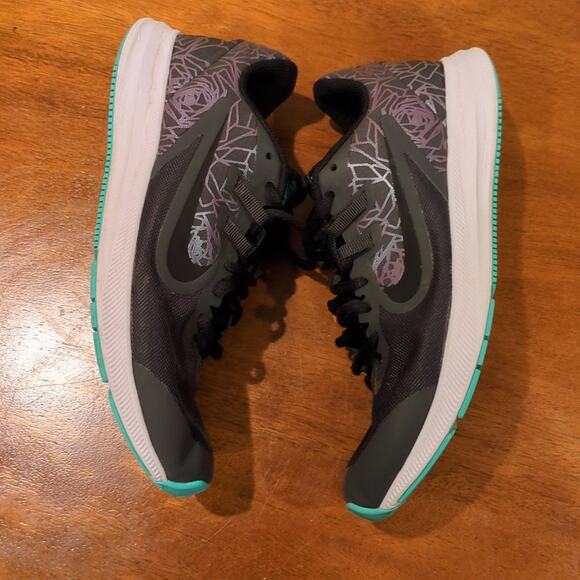 Nike Downshifter 9 Rebel 'Black White Blue' 4Y - Picture 6 of 7